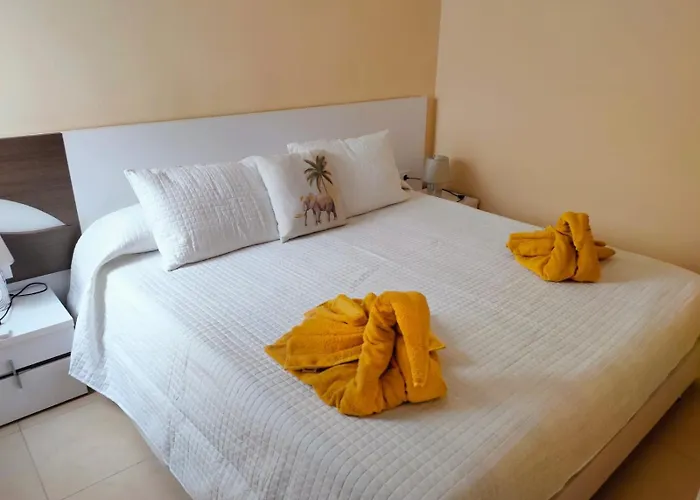 Frontimar アパート カルプ